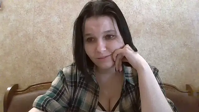 Snapshot of JeorginaJ chatting on March 6, 1:03 pm JeorginaJ online show from March 6, 1:03 pm