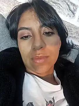 Tamaraakins online show from February 6, 8:02 pm