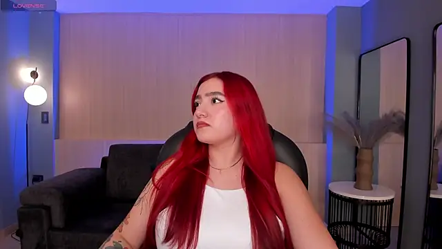 ViolettCastel online show from February 17, 7:31 pm