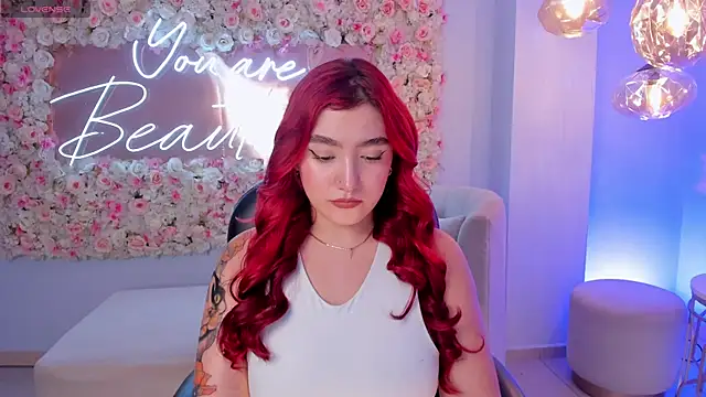 ViolettCastel online show from March 18, 7:20 pm