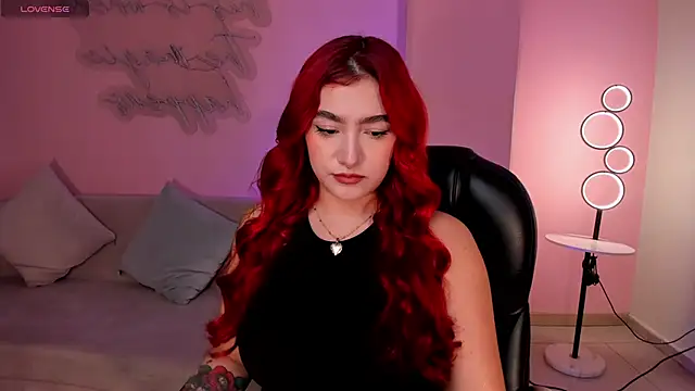 ViolettCastel online show from October 6, 7:00 pm