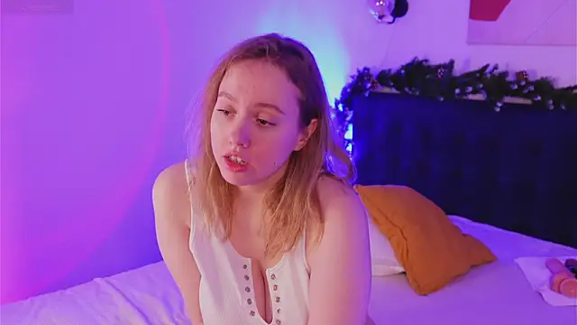 MrsPrude online show from December 22, 5:34 am