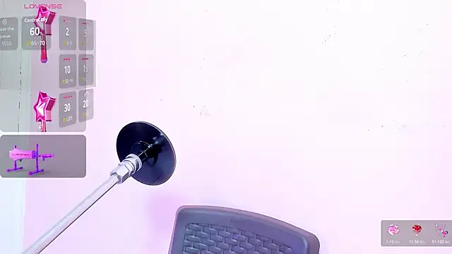 lola clit online show from November 9, 12:03 pm