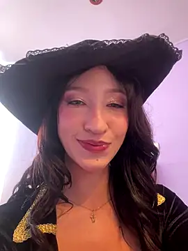 peiton steele7 online show from October 31, 7:48 pm