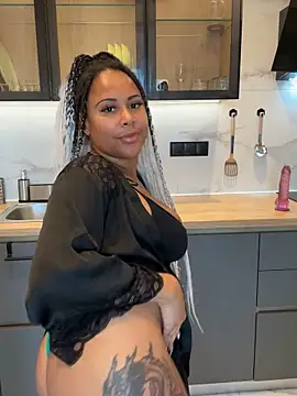 HaileyDiana online show from October 11, 11:20 am