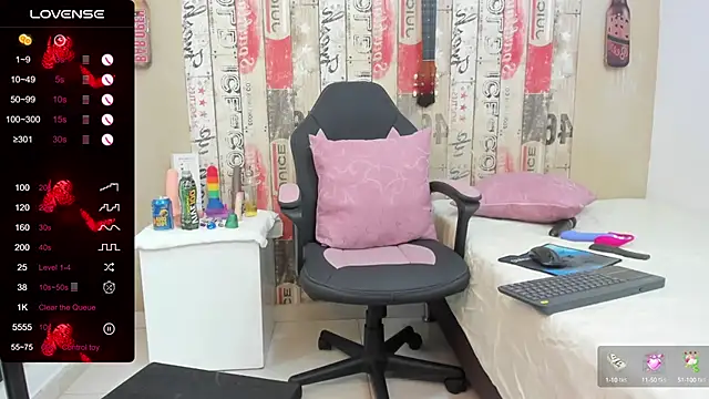 Snapshot of galatea_rous chatting on February 6, 8:45 pm galatea rous online show from February 6, 8:45 pm