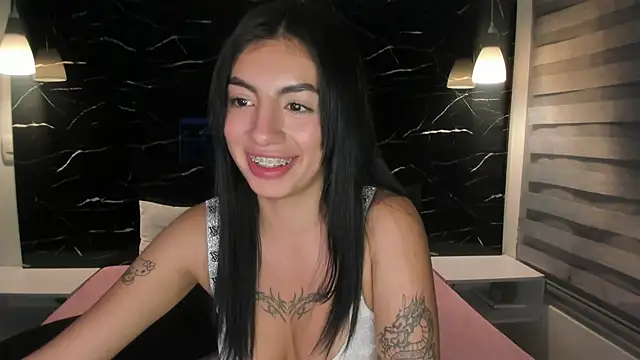 ANTONELLA  ROUSE  online show from January 19, 8:29 am