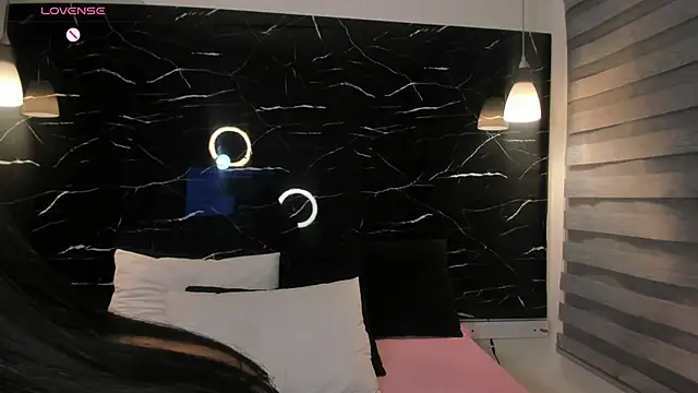 ANTONELLA  ROUSE  online show from February 21, 6:07 am