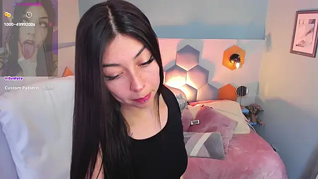 Snapshot of Melissa_Koster chatting on January 10, 10:04 pm Melissa Koster online show from January 10, 10:04 pm