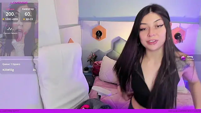 Snapshot of Melissa_Koster chatting on February 9, 11:25 pm Melissa Koster online show from February 9, 11:25 pm