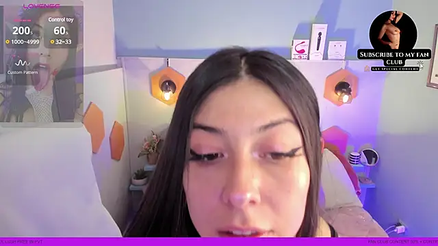 Snapshot of Melissa_Koster chatting on February 17, 11:09 pm Melissa Koster online show from February 17, 11:09 pm