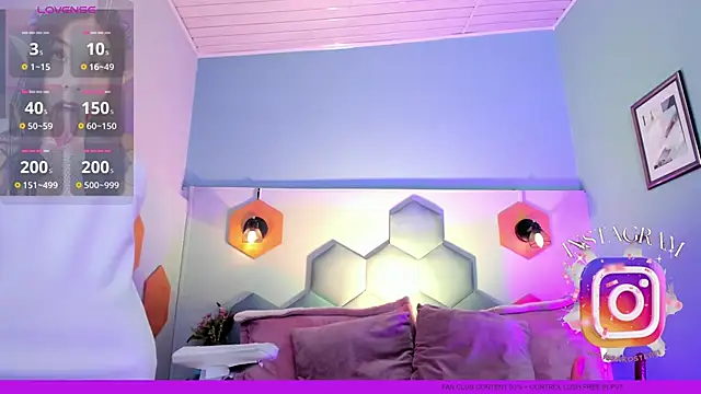 Snapshot of Melissa_Koster chatting on February 28, 11:01 pm Melissa Koster online show from February 28, 11:01 pm