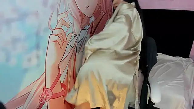 AllysonMilf69 online show from March 18, 4:37 pm