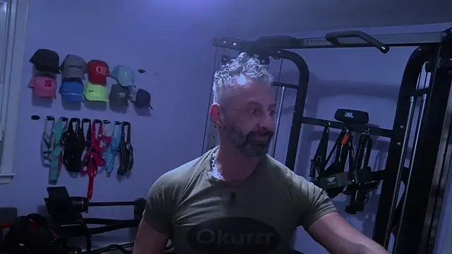 DaddySnowXX online show from November 28, 2:03 am