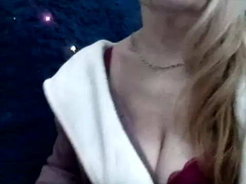 CarlyTreat online show from January 5, 5:41 pm