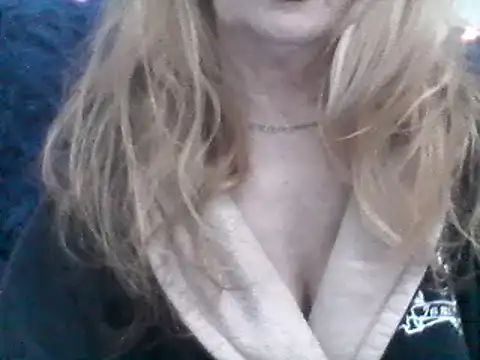 CarlyTreat online show from January 23, 2:07 pm