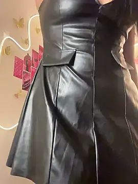 Snapshot of Okaysimran chatting on December 28, 9:51 pm Okaysimran online show from December 28, 9:51 pm