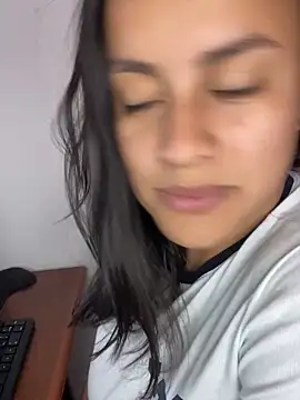 Shanonsex2 online show from March 13, 10:10 pm