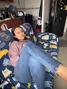 Shanonsex2 online show from October 24, 8:49 pm