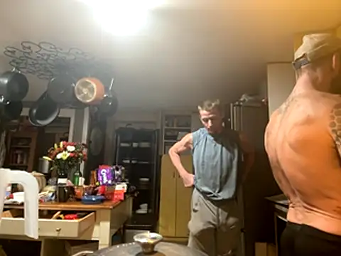 trash4cash online show from November 1, 11:40 pm