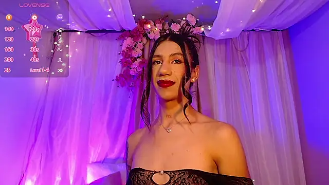 sofiaa grey  online show from March 6, 12:30 pm