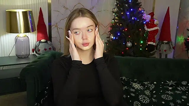 Cassy-Celestial  online show from January 14, 11:48 pm