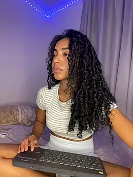 nicoleebony1 online show from March 14, 1:16 am