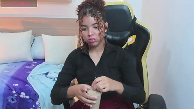 aurora rodriguez online show from January 10, 12:26 pm