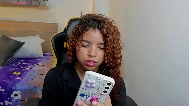 aurora rodriguez online show from February 1, 3:18 pm