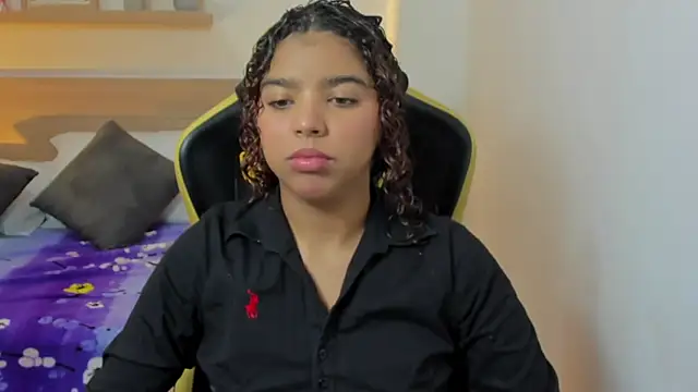 aurora rodriguez online show from February 15, 12:43 pm