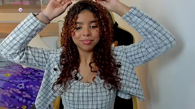 aurora rodriguez online show from February 26, 10:36 am