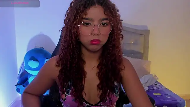 aurora rodriguez online show from February 28, 2:31 am