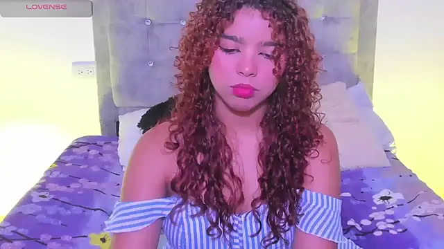 aurora rodriguez online show from March 8, 3:39 am