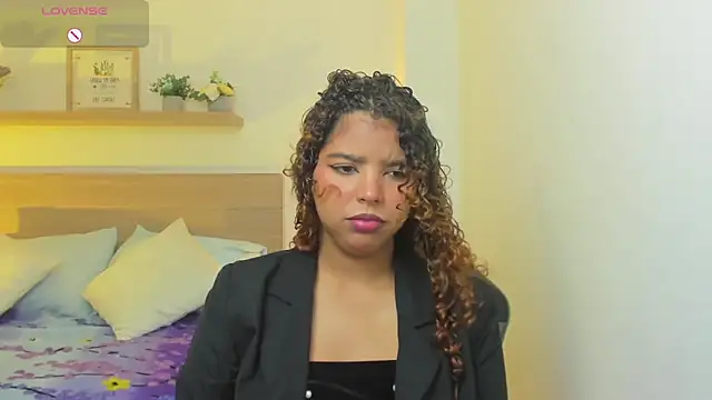 aurora rodriguez online show from September 27, 12:32 pm