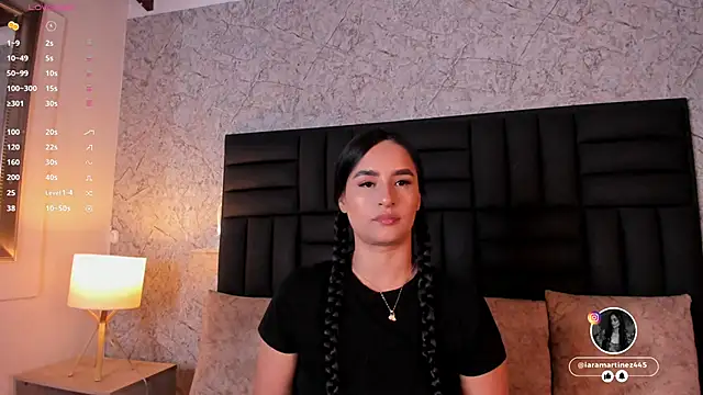 iara martinez online show from October 13, 12:49 pm