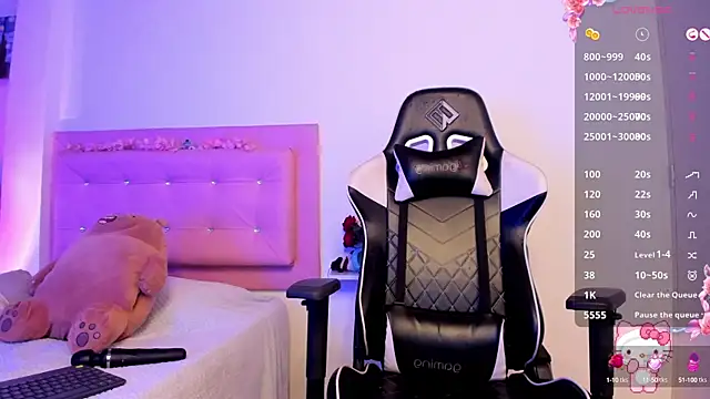 little jade online show from February 14, 1:29 pm