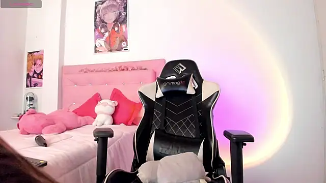 little jade online show from October 30, 8:09 pm