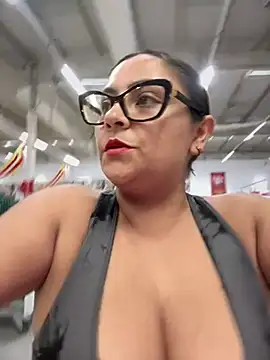 Sol biglips online show from January 27, 2:35 pm