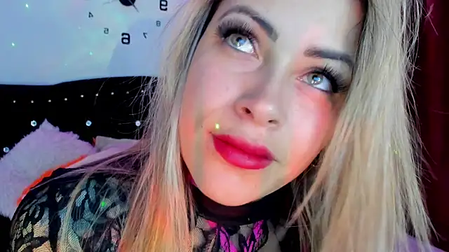 Natalia Montoya online show from February 27, 12:54 am