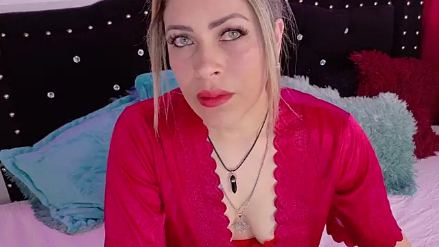 Natalia Montoya online show from September 13, 9:36 pm