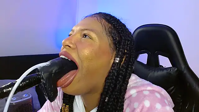 Anabel693 online show from January 19, 10:39 am