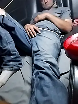 FloppyPickle4u online show from March 2, 11:31 pm