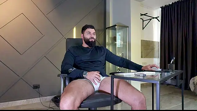 mattmasterss online show from January 27, 2:46 pm