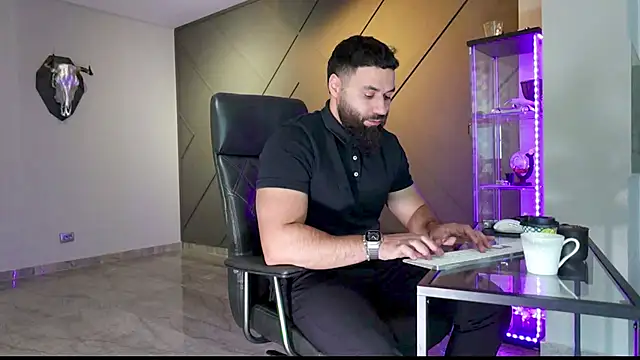 mattmasterss online show from March 8, 9:06 am