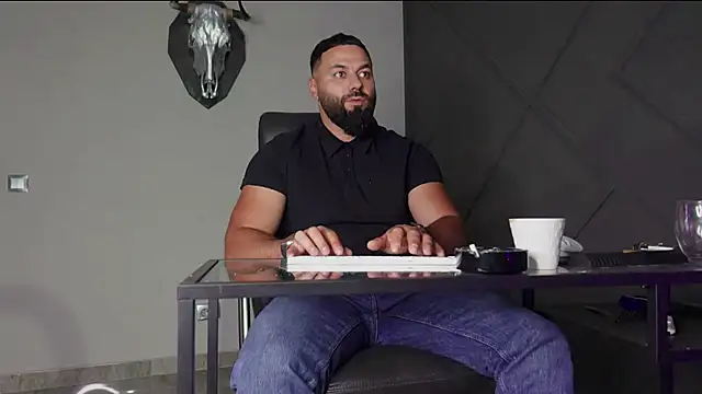 mattmasterss online show from September 26, 10:14 pm