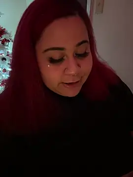 Juicyjordie online show from December 17, 5:18 am