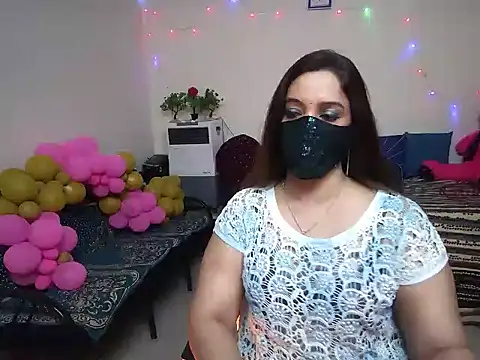 Snapshot of Arushisingh8888 chatting on January 9, 12:30 pm Arushisingh8888 online show from January 9, 12:30 pm