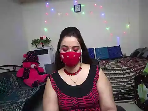 Snapshot of Arushisingh8888 chatting on January 18, 7:59 am Arushisingh8888 online show from January 18, 7:59 am