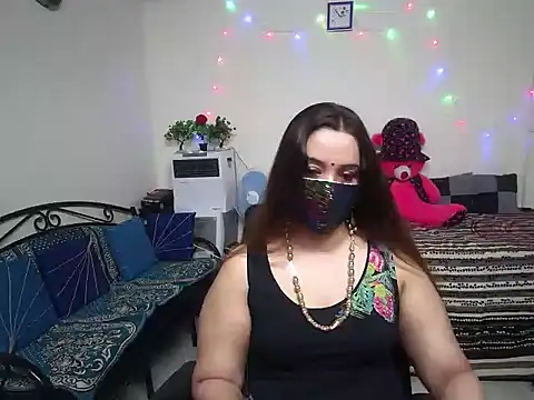 Snapshot of Arushisingh8888 chatting on January 26, 9:19 am Arushisingh8888 online show from January 26, 9:19 am