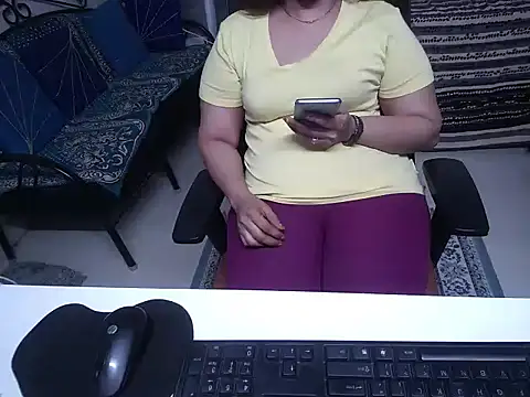 Snapshot of Arushisingh8888 chatting on January 28, 9:19 am Arushisingh8888 online show from January 28, 9:19 am